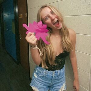 Meet your Posher, Tessa